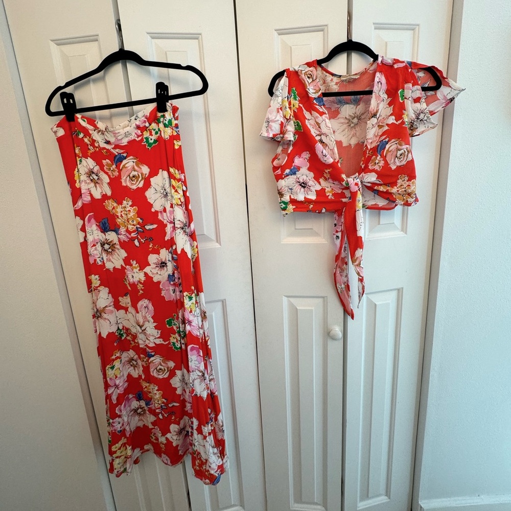 Red floral 2 piece skirt set